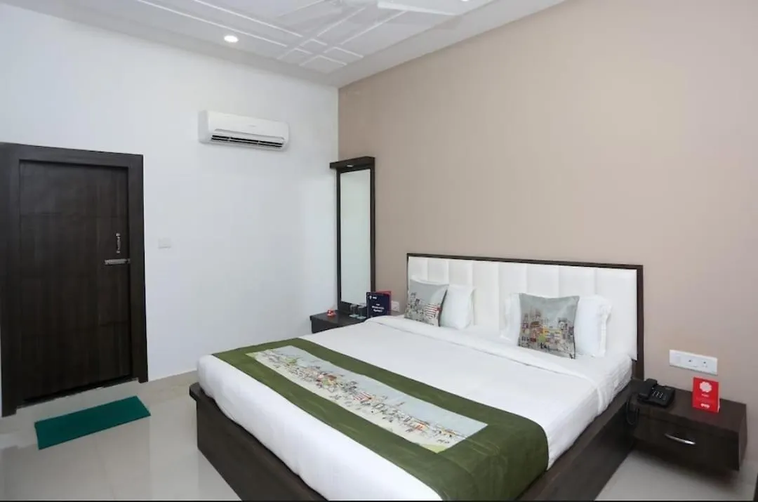 Hotel Pratap By Goyal Hoteliers Agra  Agra (Uttar Pradesh)