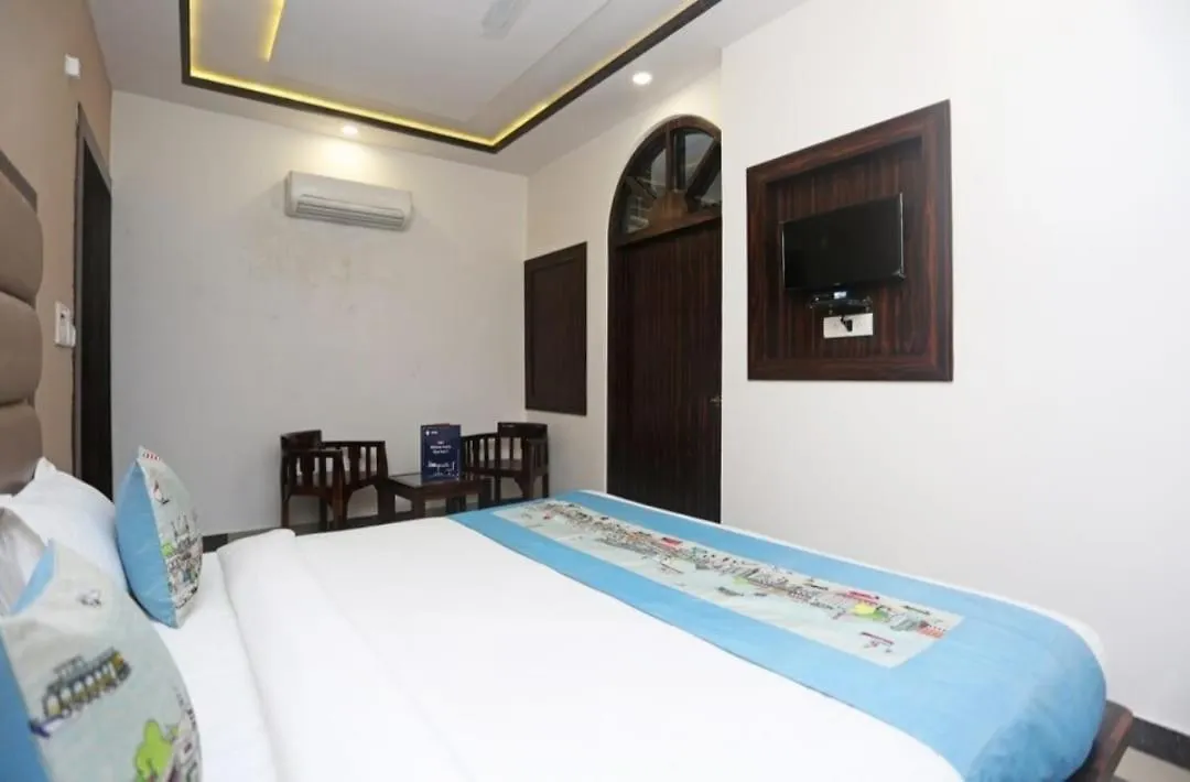 Hotel Pratap By Goyal Hoteliers Agra  2*, Agra (Uttar Pradesh)
