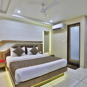 Hotel Ramida Suites At Delhi Airport