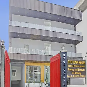 Hotel Townhouse Super Two Premium