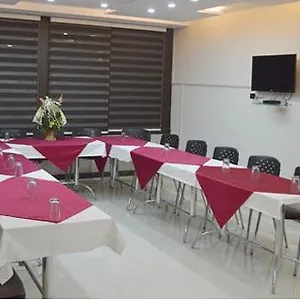 Hotel Pentas, Agra (Uttar Pradesh)