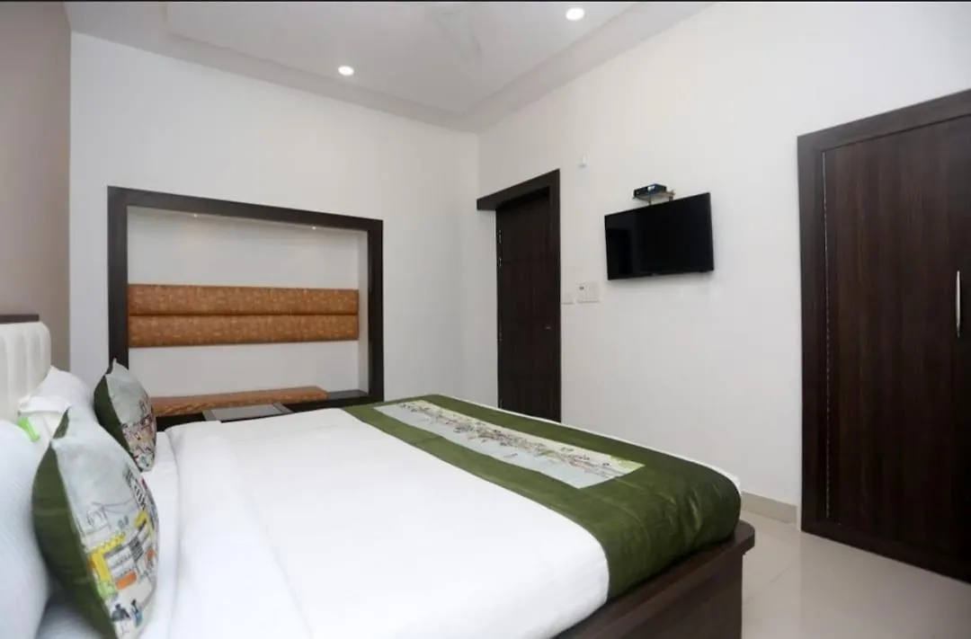 Hotel Pratap By Goyal Hoteliers Agra  India
