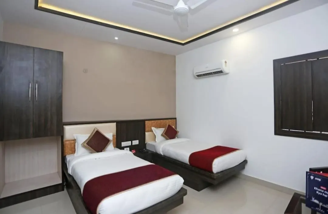 Hotel Pratap By Goyal Hoteliers Agra